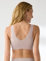 True Body Lift V-Neck Bra - Image 16