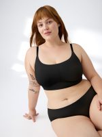 True Body Boost Scoop Neck Adjustable Strap Bra - Image 3